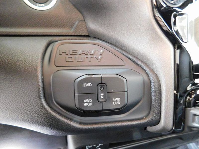 2026 RAM 3500 Tradesman - Photo 27