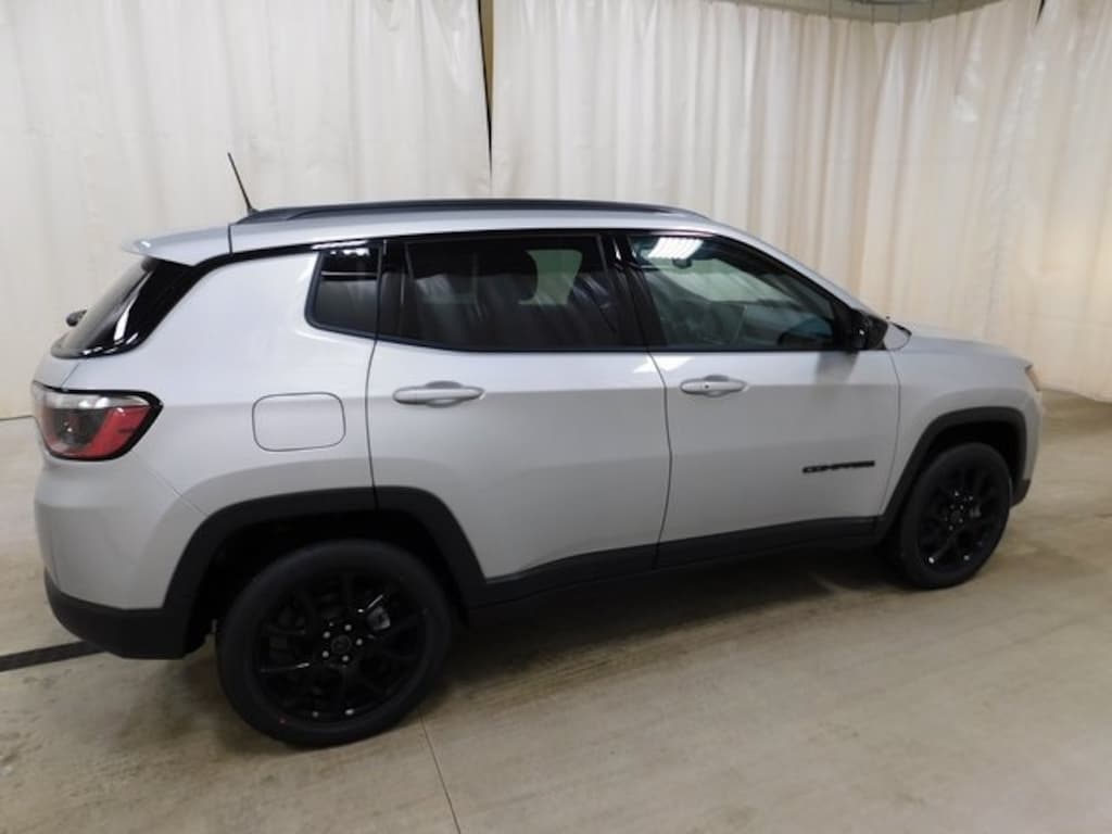 New 2026 Jeep Compass LATITUDE ALTITUDE 4X4 Sport Utility