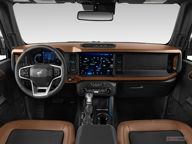 2024_ford_bronco_4_door_dashboard.jpg