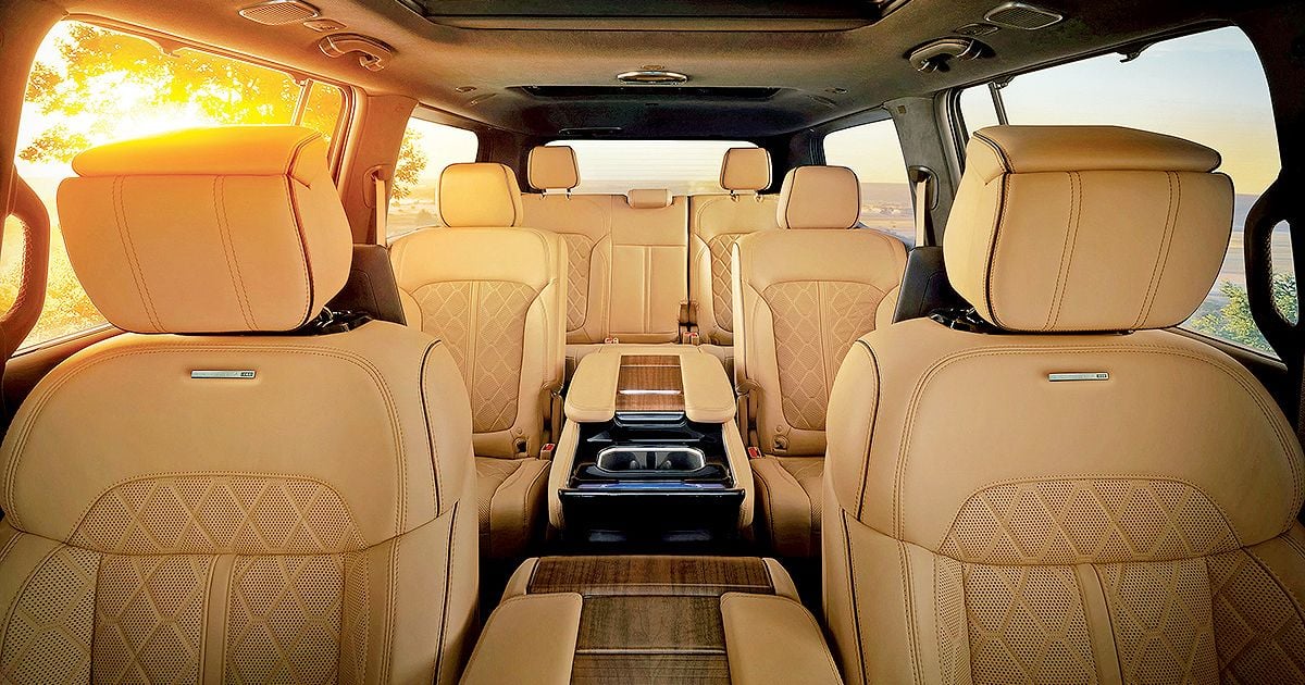 4INTERIOR-MAIN_i.jpg