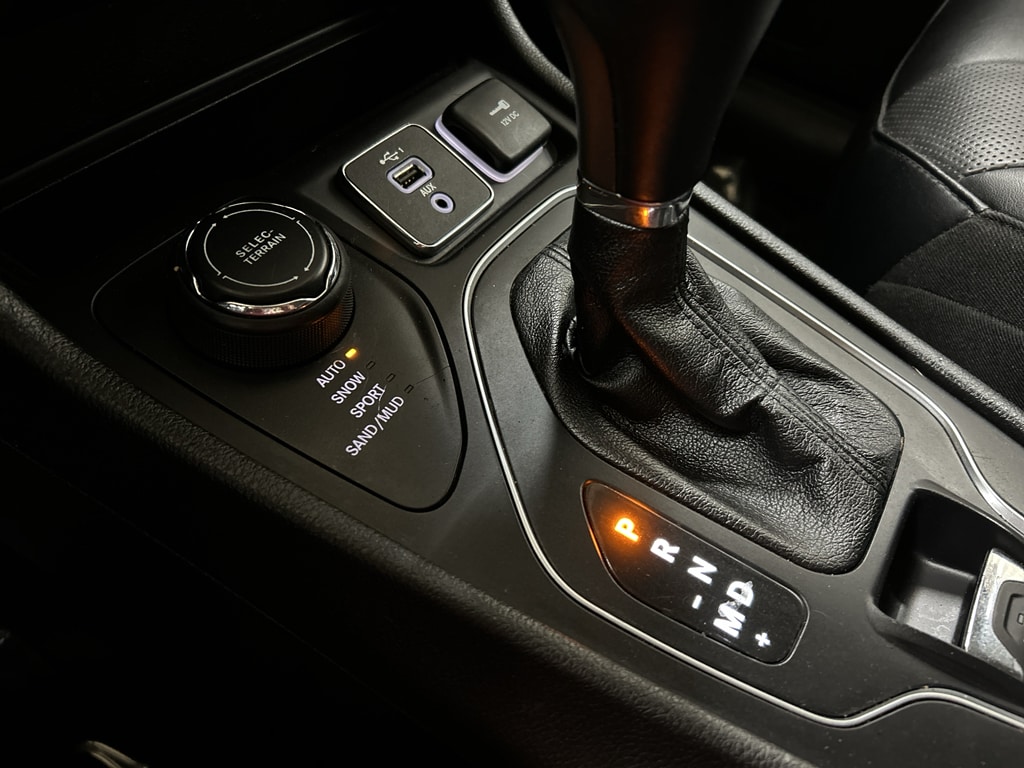 2022 Jeep Cherokee Latitude Lux - Photo 21