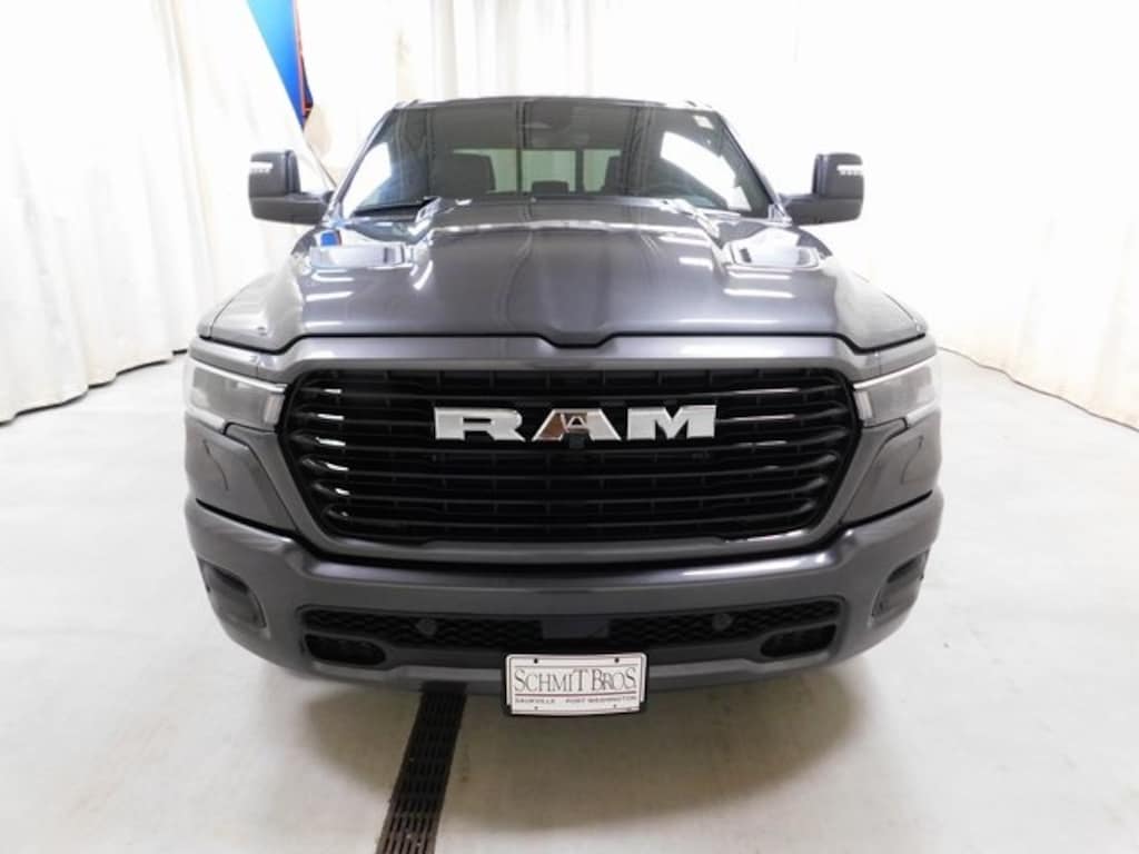 New 2026 Ram 1500 LARAMIE CREW CAB 4X4 5'7 BOX Pickup