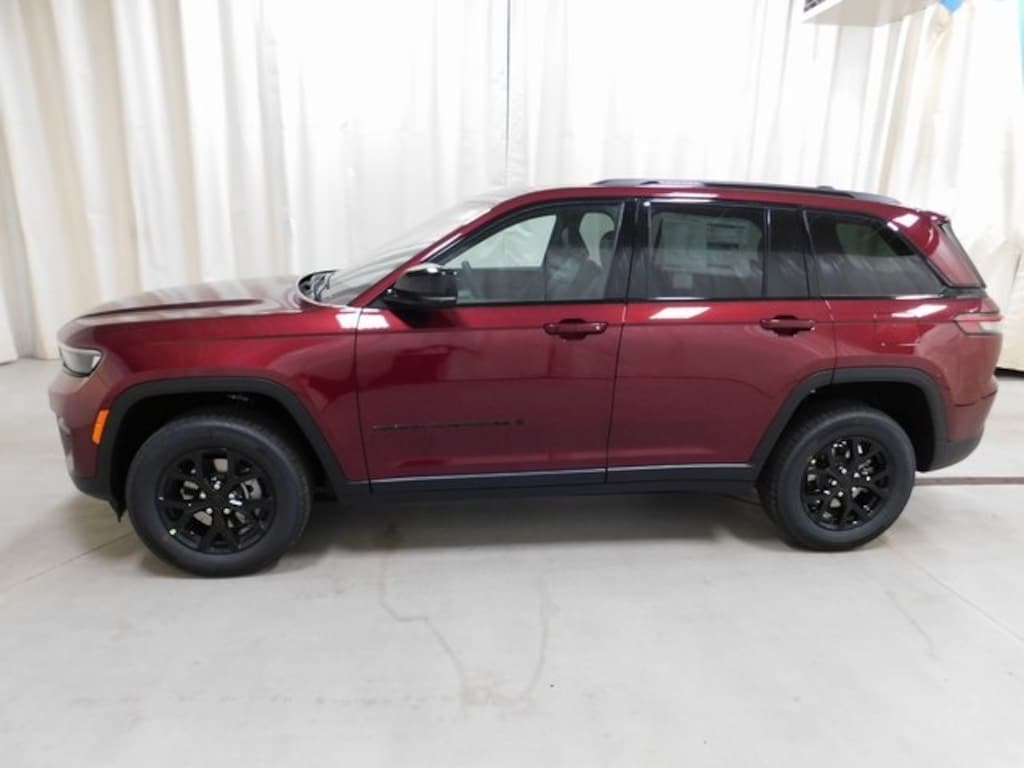 New 2025 Jeep Grand Cherokee ALTITUDE X 4X4 Sport Utility