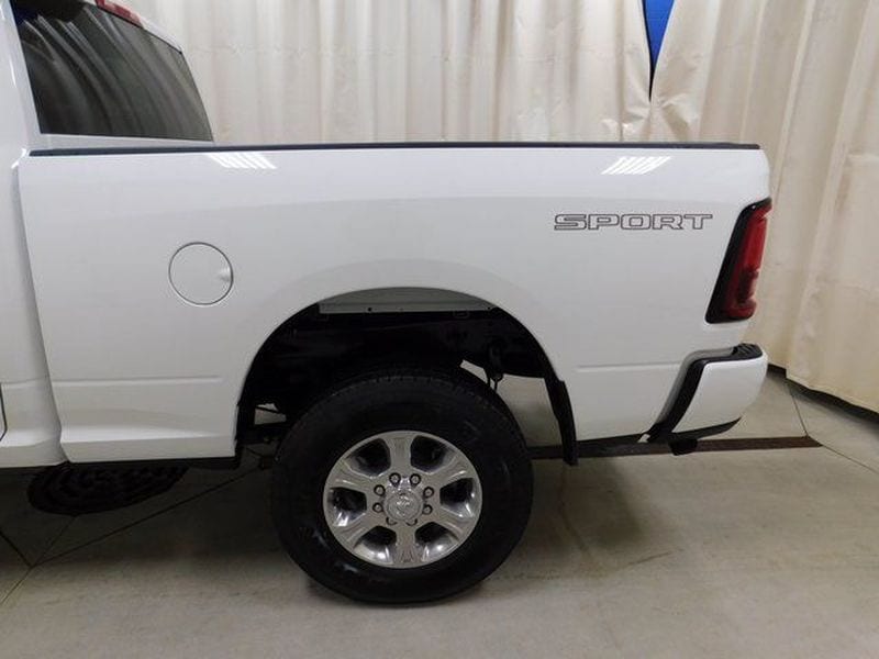 2026 RAM 2500 Big Horn - Photo 14