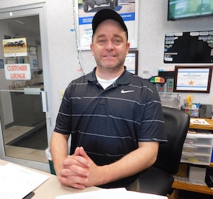 Staff member Mike Allen from ID_7a310d