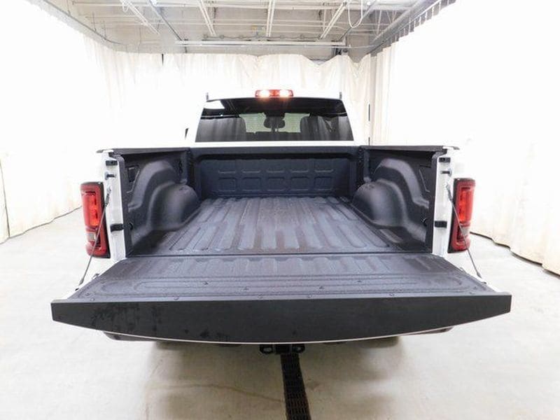 2026 RAM 2500 Big Horn - Photo 15