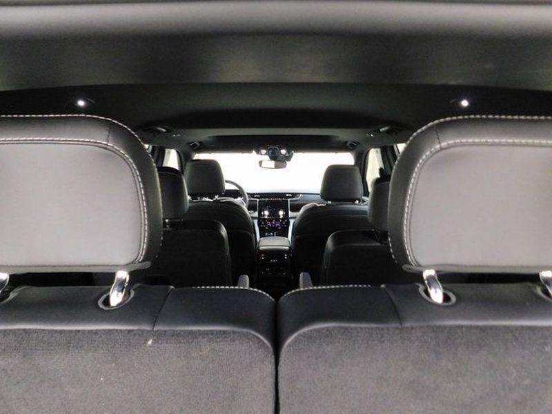 2022 Jeep Grand Cherokee L Altitude - Photo 19