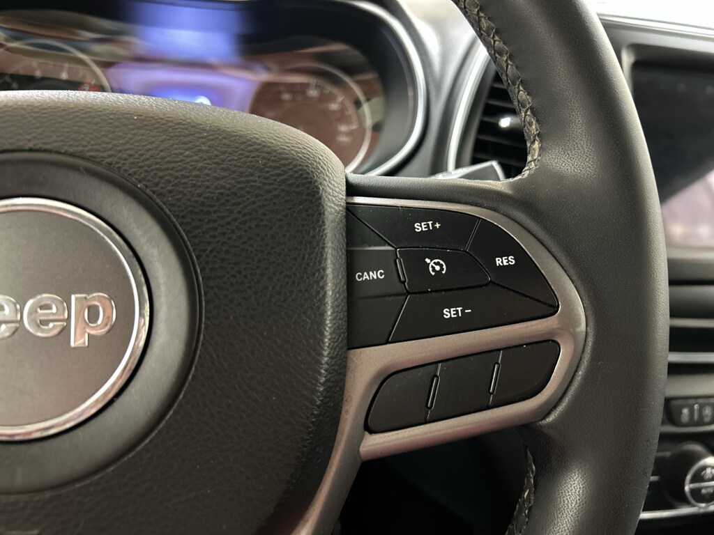 2022 Jeep Cherokee Latitude Lux - Photo 17