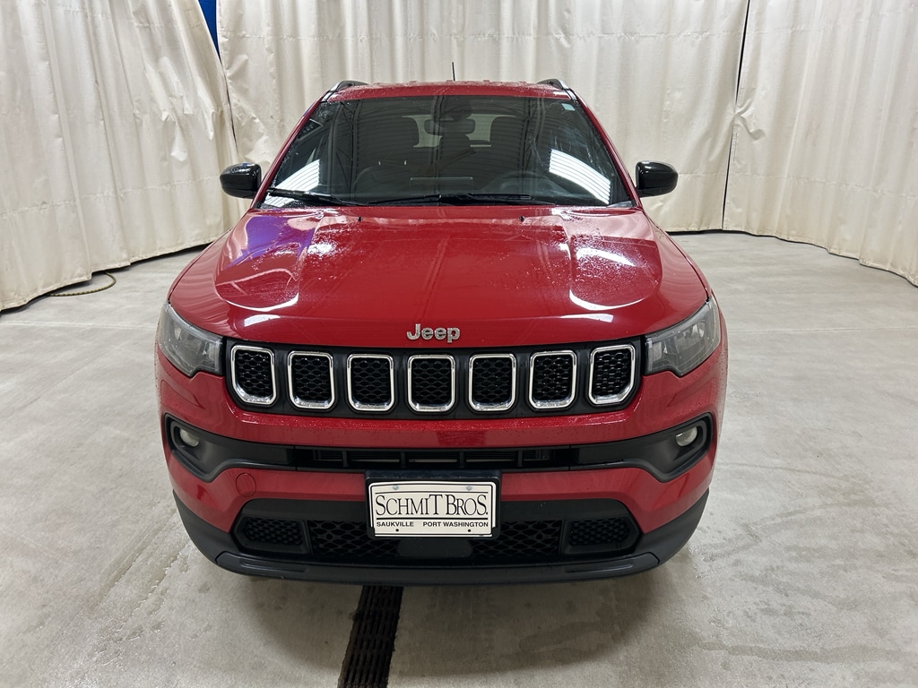 Used 2024 Jeep Compass Latitude Sport Utility