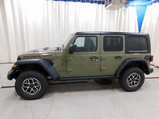 2025 Jeep Wrangler Rubicon photo 2