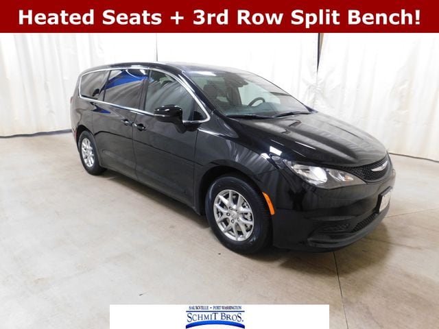 2026 Chrysler Voyager LX