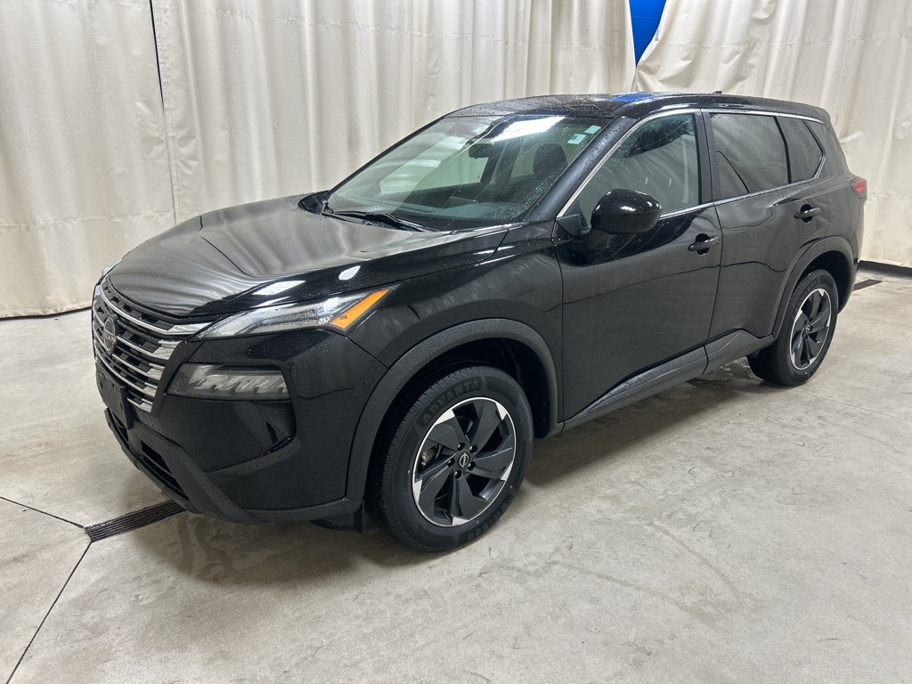 Used 2024 Nissan Rogue SV Sport Utility