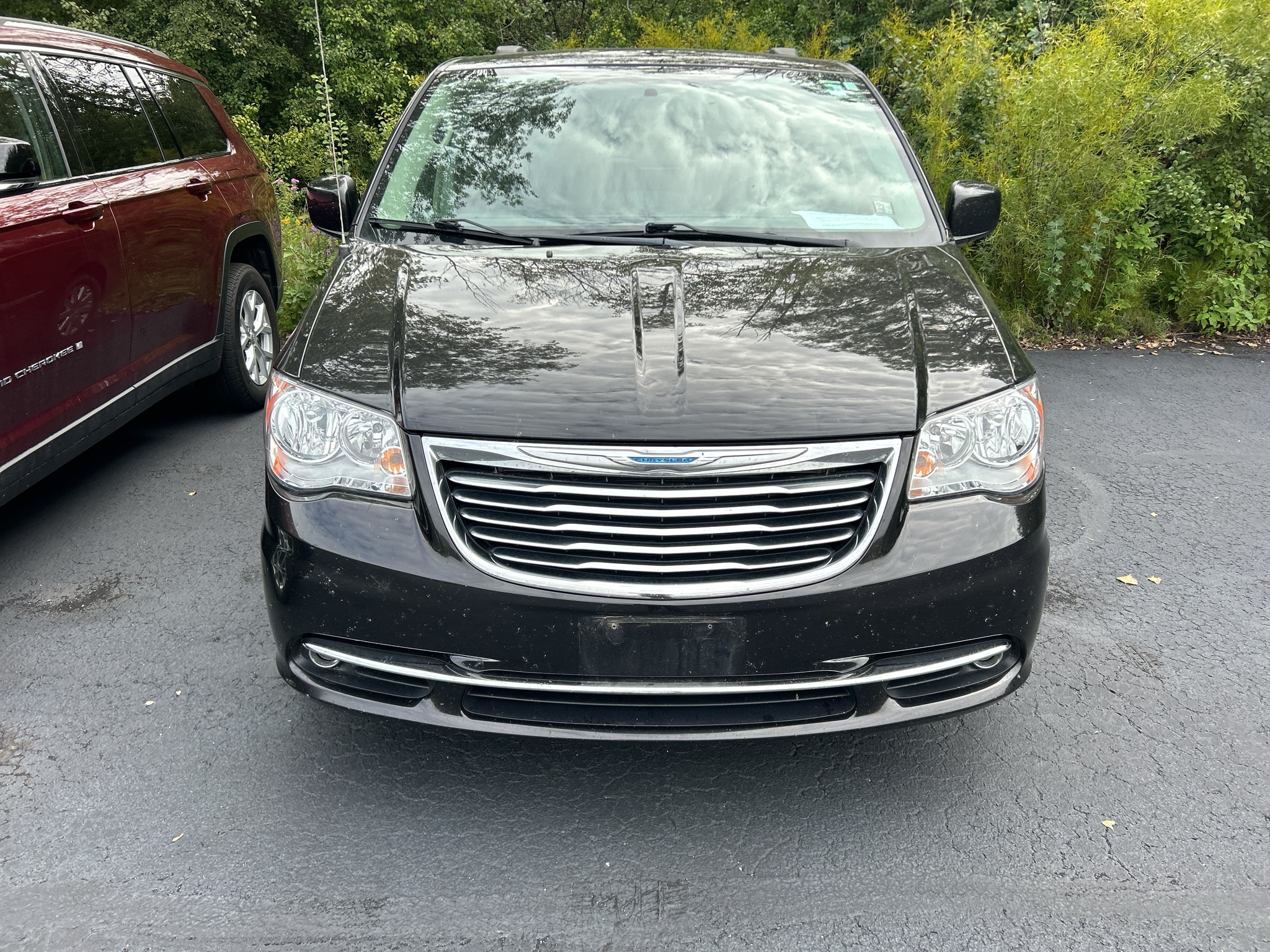 Used 2015 Chrysler Town & Country Touring with VIN 2C4RC1BG1FR708271 for sale in Port Washington, WI