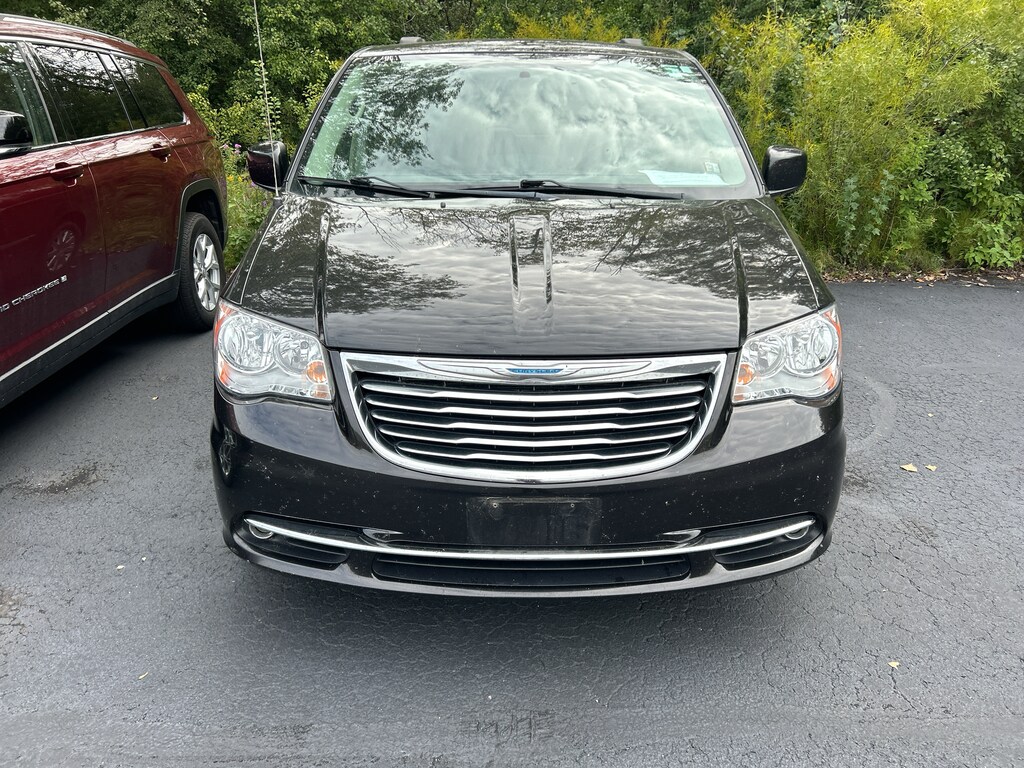 Used 2015 Chrysler Town & Country Touring Passenger Van