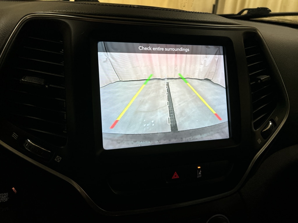 2022 Jeep Cherokee Latitude Lux - Photo 26