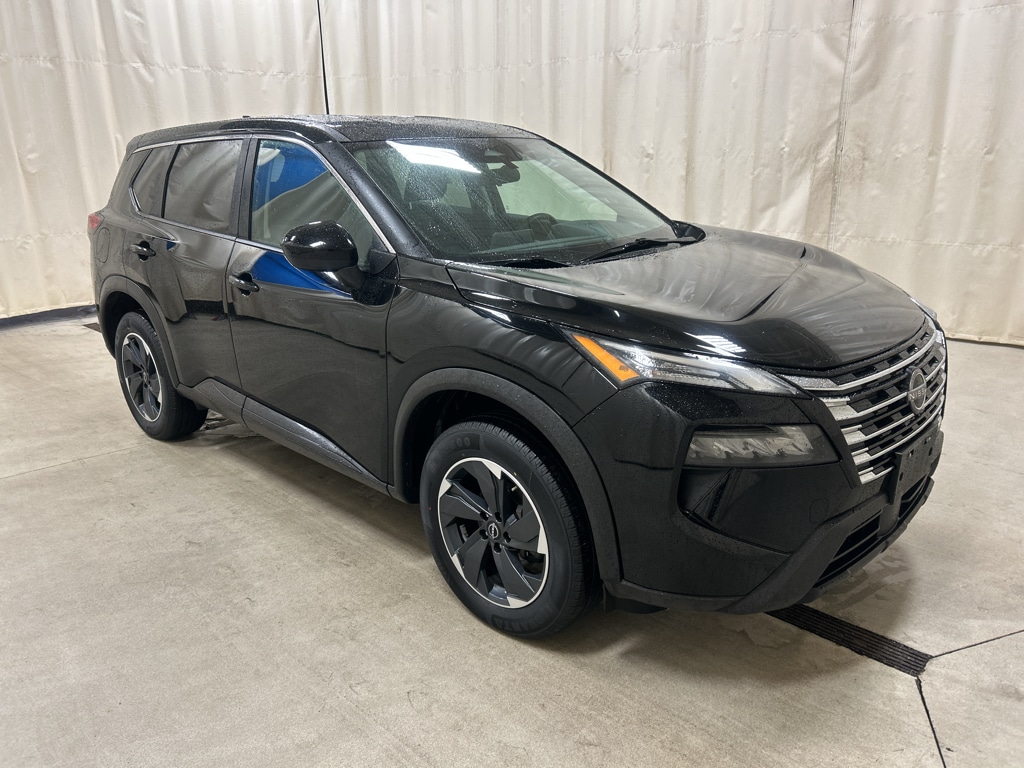 Used 2024 Nissan Rogue SV Sport Utility