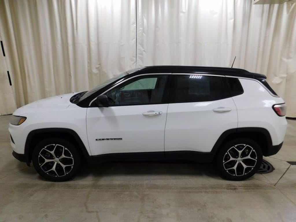 Used 2024 Jeep Compass Limited Sport Utility
