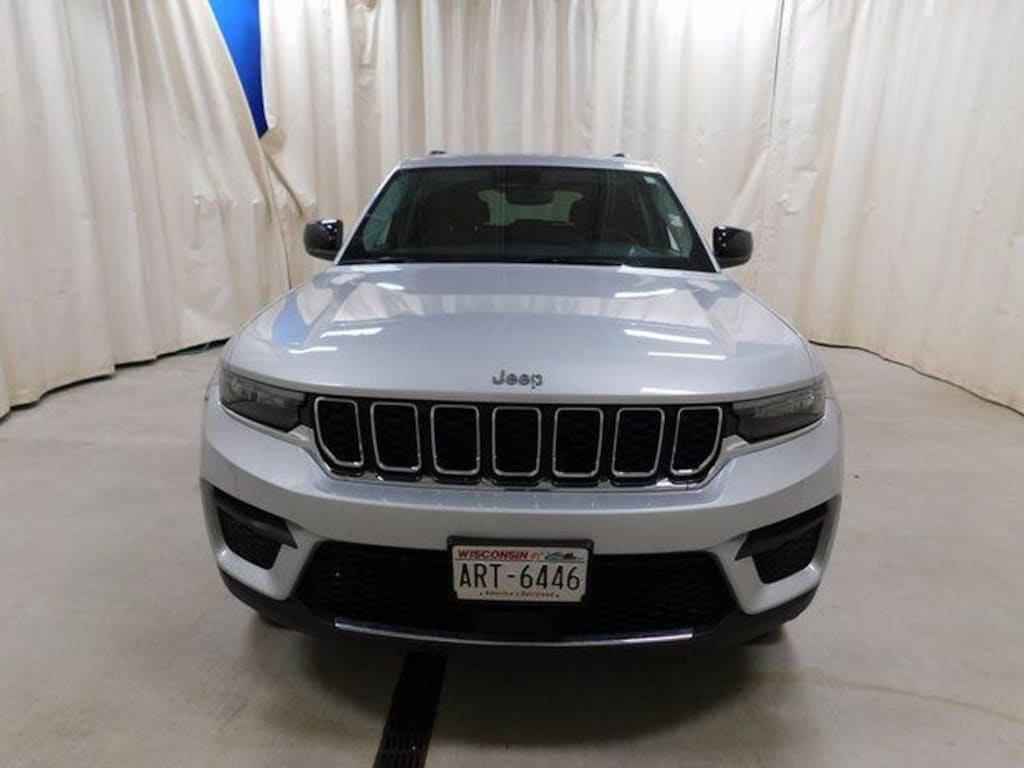 Used 2022 Jeep Grand Cherokee Laredo Sport Utility