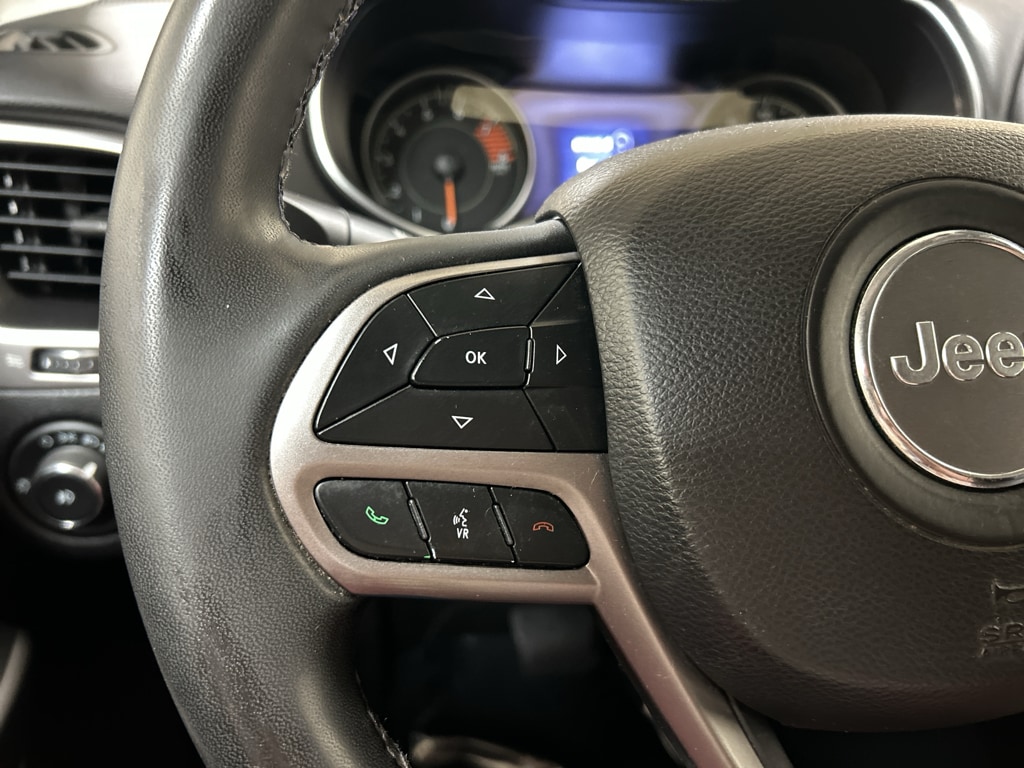 2022 Jeep Cherokee Latitude Lux - Photo 16