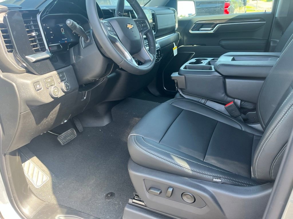 2026 Chevrolet Silverado 1500 LT - Photo 11