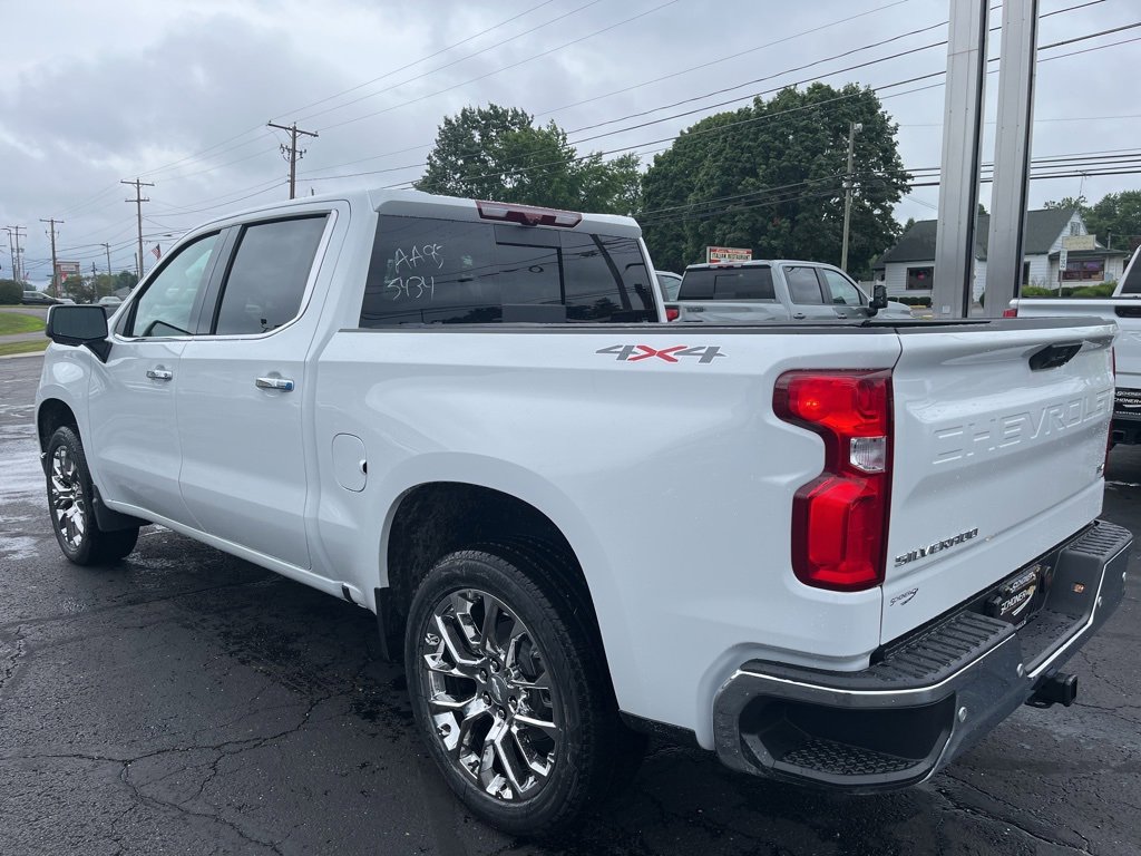 2026 Chevrolet Silverado 1500 LTZ photo 4