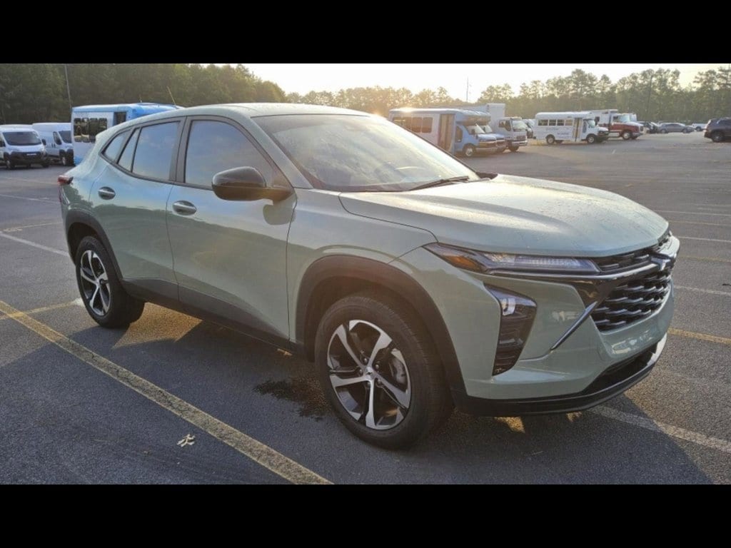 Used 2024 Chevrolet Trax 1RS SUV