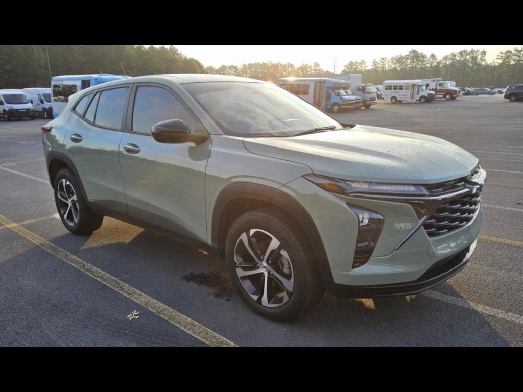 2024 Chevrolet Trax photo 3