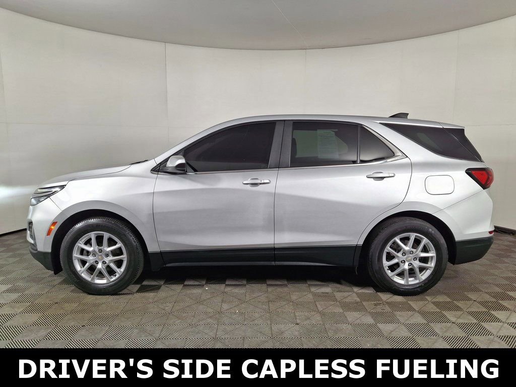 Used 2022 Chevrolet Equinox LT with VIN 3GNAXKEV1NL243639 for sale in Hartville, OH