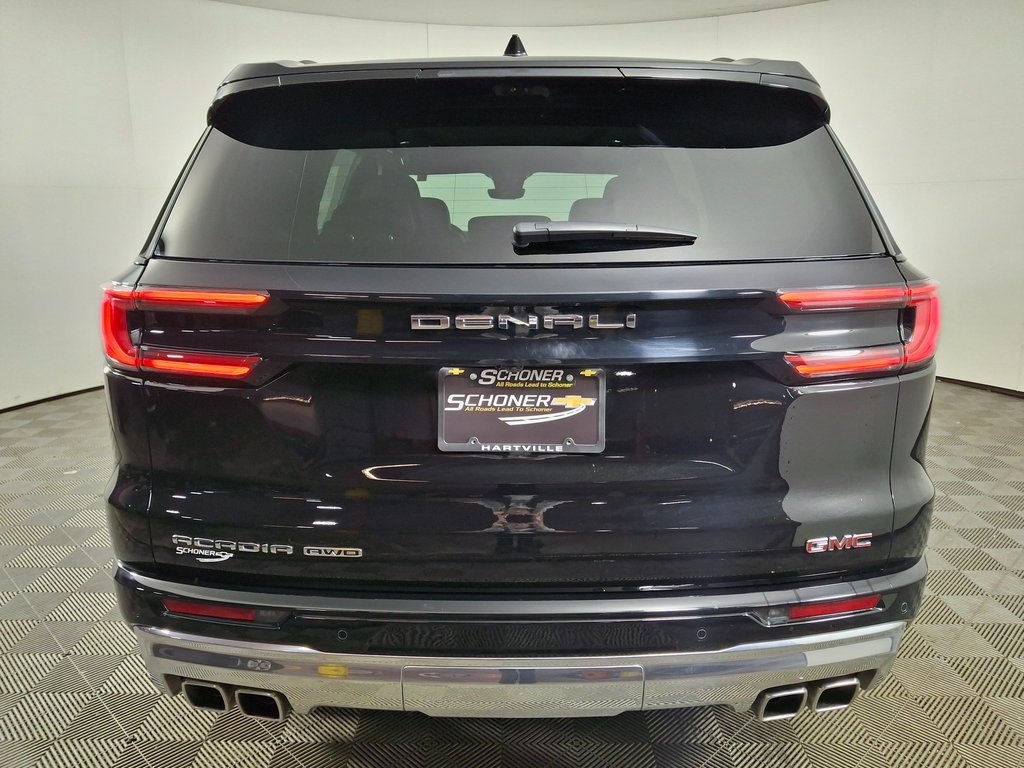 2024 Gmc Acadia Denali photo 3
