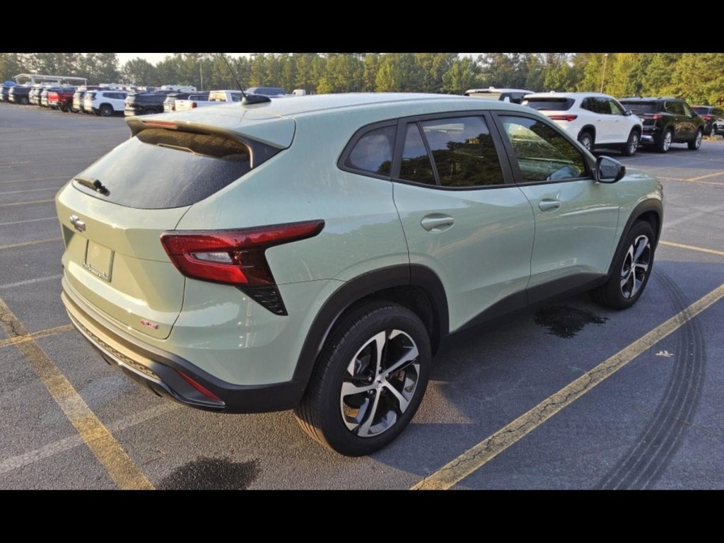 2024 Chevrolet Trax photo 4