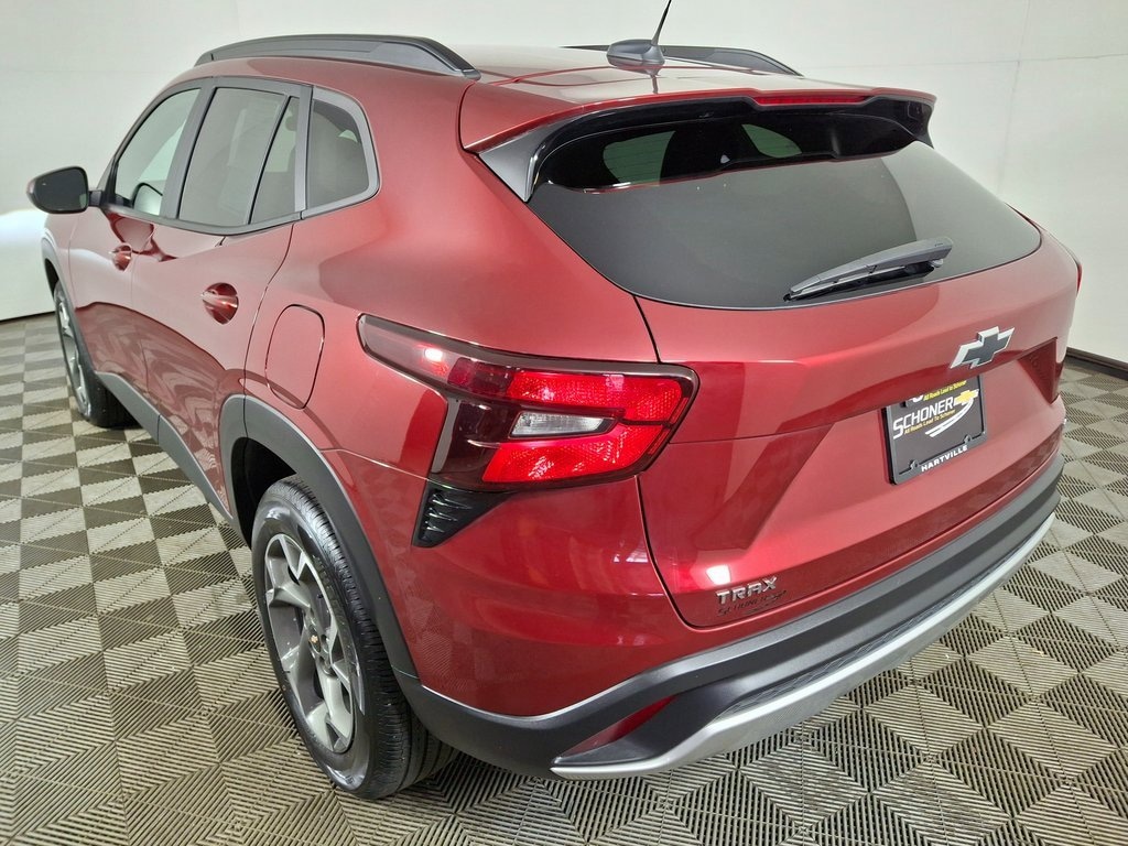 Used 2024 Chevrolet Trax LT SUV