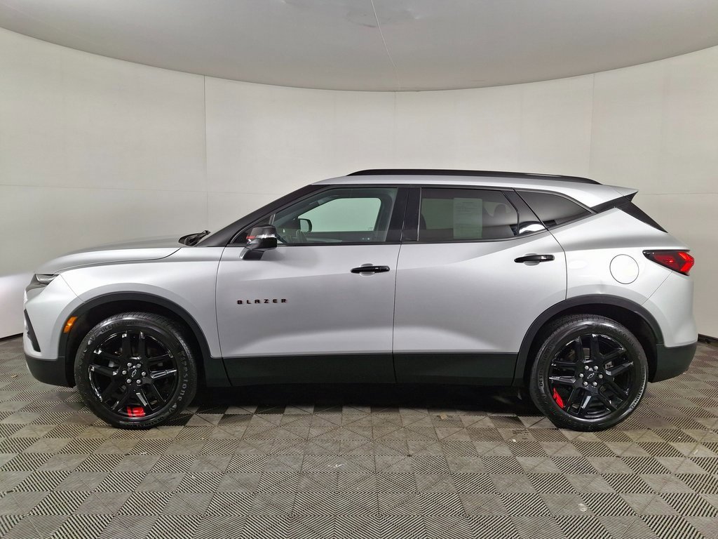 2020 Chevrolet Blazer 2LT photo 2