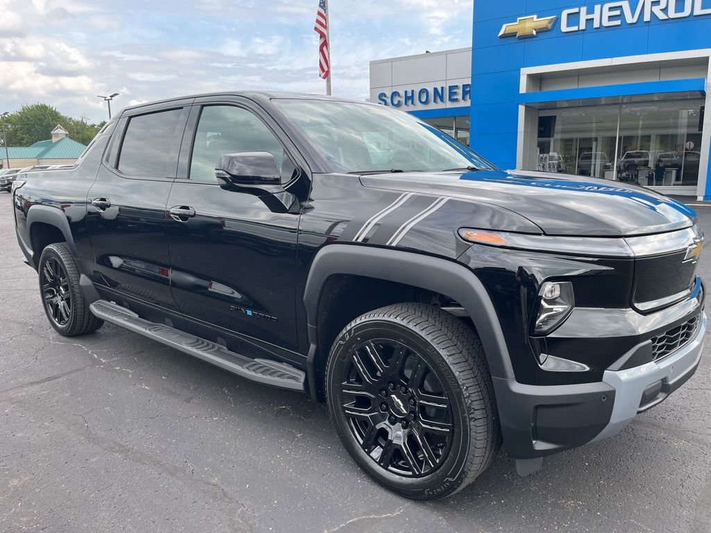 2026 Chevrolet Silverado EV LT - Photo 9