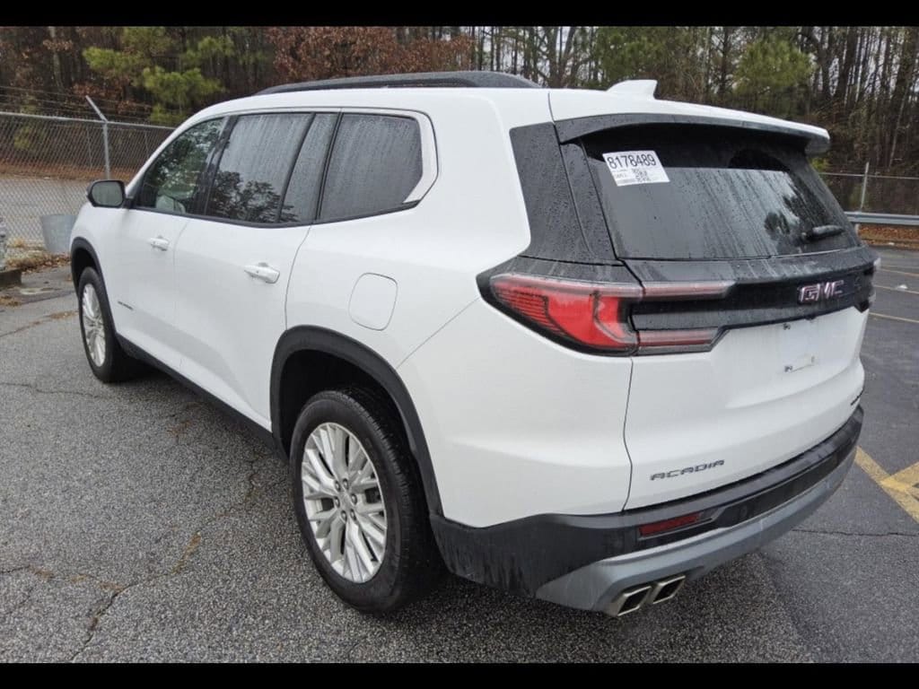 Used 2024 GMC Acadia Elevation SUV