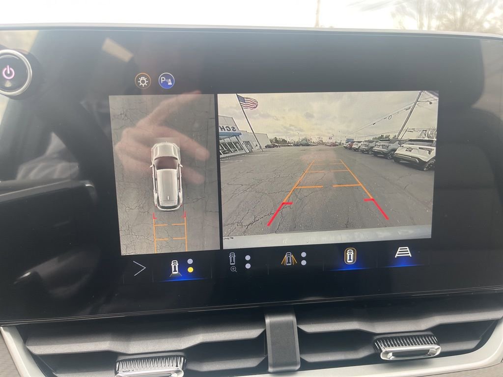2026 Chevrolet Equinox LT - Photo 23