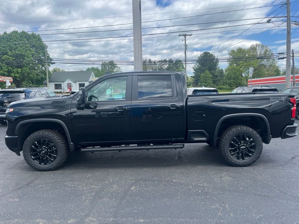 2026 Chevrolet Silverado 2500 HD LT - Photo 2
