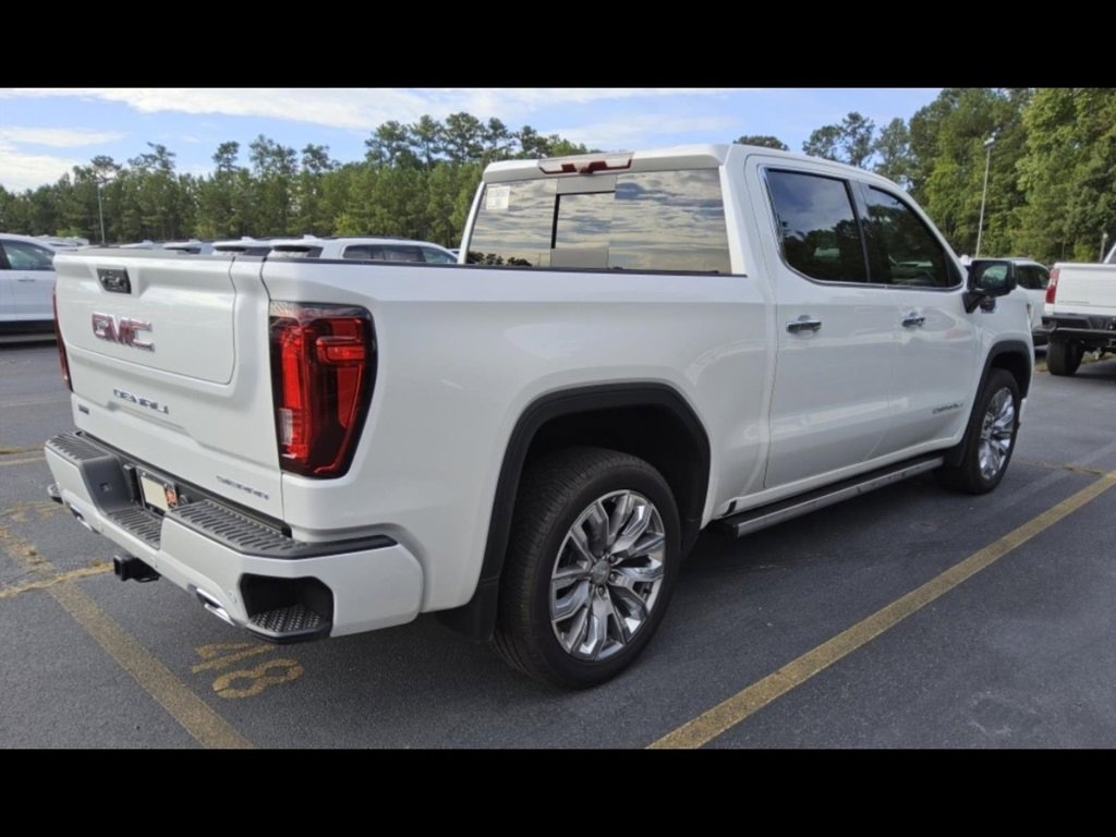 2025 Gmc Sierra 1500 Denali photo 2
