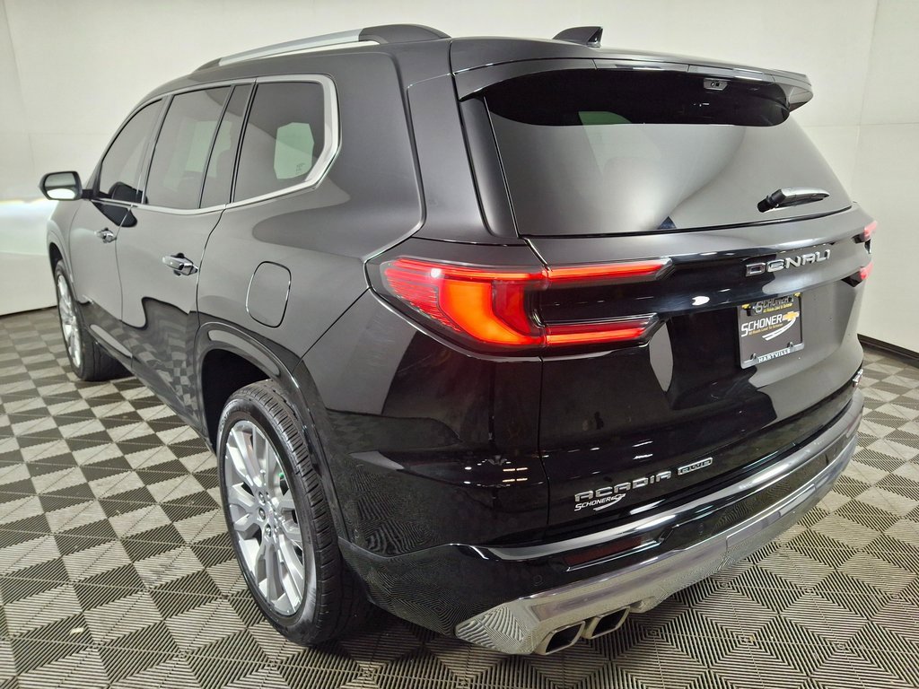 2024 Gmc Acadia Denali photo 2