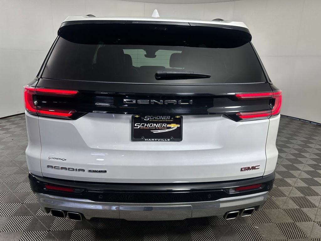 Used 2024 GMC Acadia Denali SUV