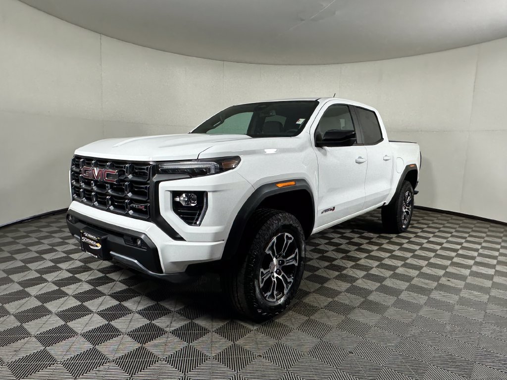 2023 GMC Canyon AT4