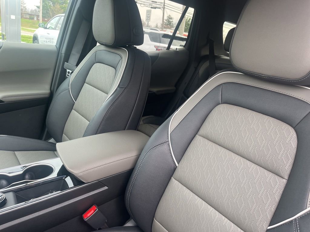 2026 Chevrolet Equinox LT - Photo 15
