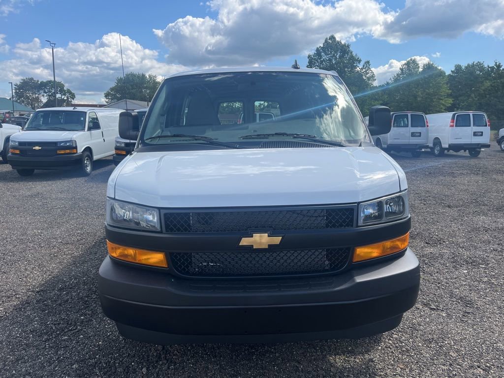 2025 Chevrolet Express Cargo Work Van - Photo 12