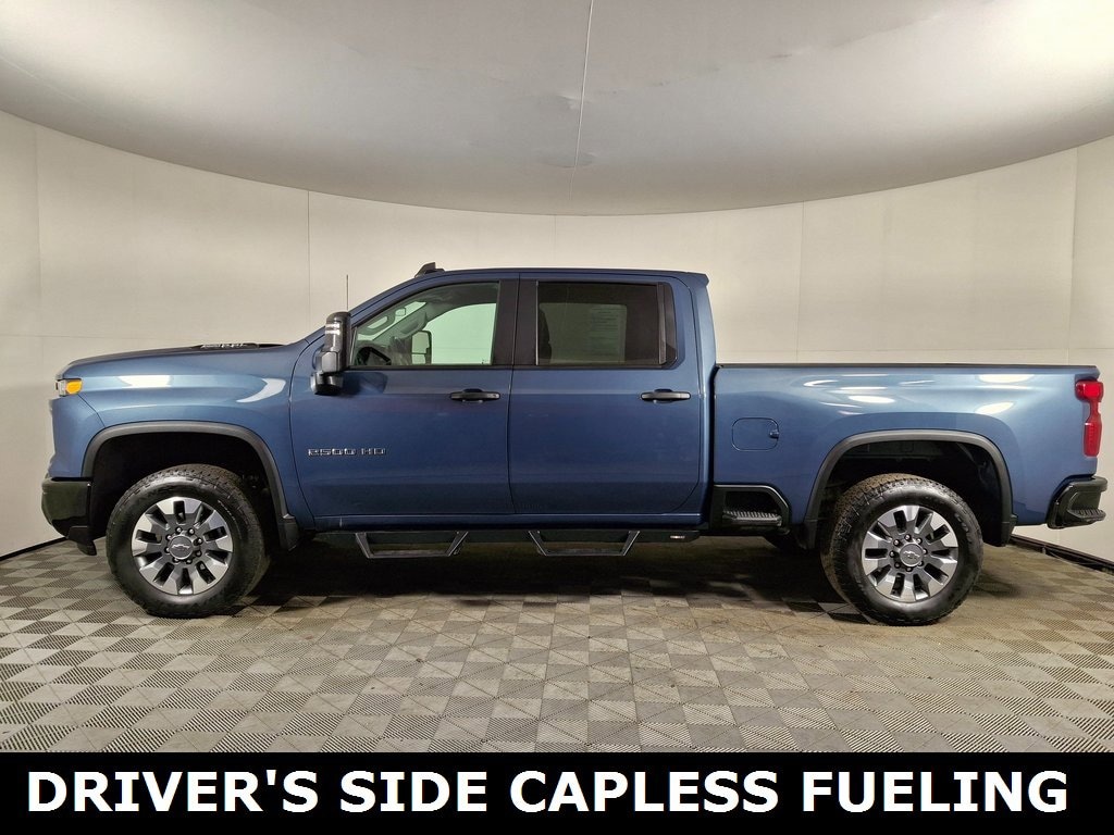 Used 2024 Chevrolet Silverado 2500 HD Custom Truck Crew Cab
