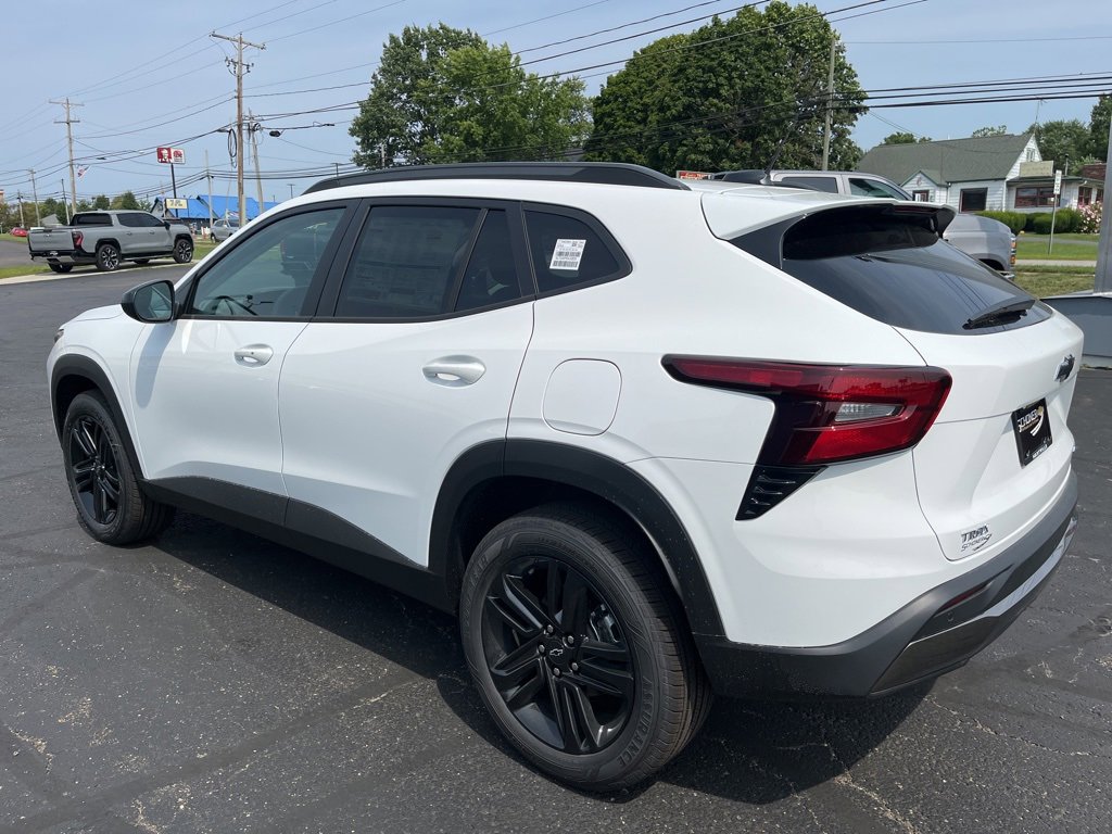 2025 Chevrolet Trax ACTIV photo 3
