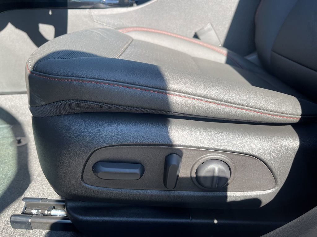 2026 Chevrolet Trax RS - Photo 13