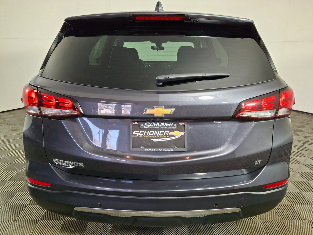 2022 Chevrolet Equinox LT photo 3