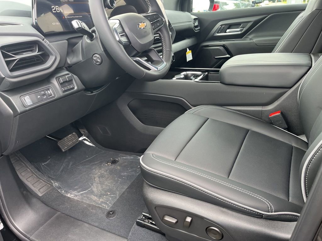 2026 Chevrolet Silverado EV LT - Photo 11