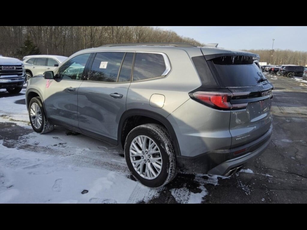 Used 2024 GMC Acadia Elevation SUV