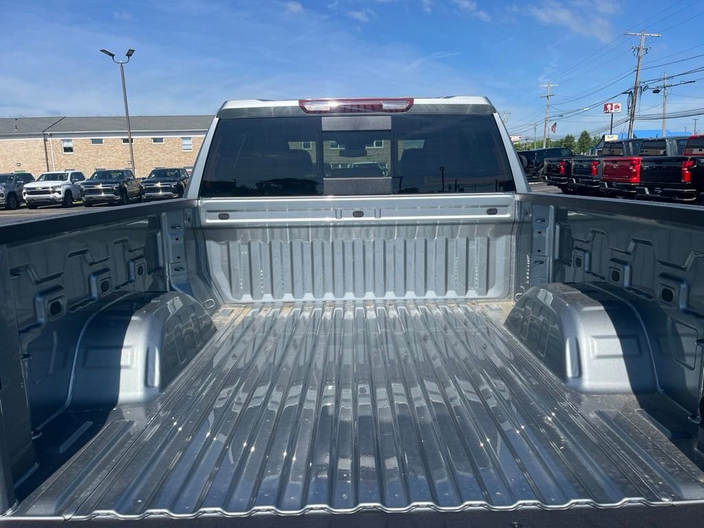 2026 Chevrolet Silverado 1500 LT - Photo 5