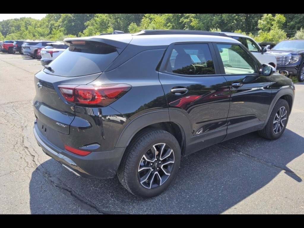 2024 Chevrolet Trailblazer ACTIV photo 2